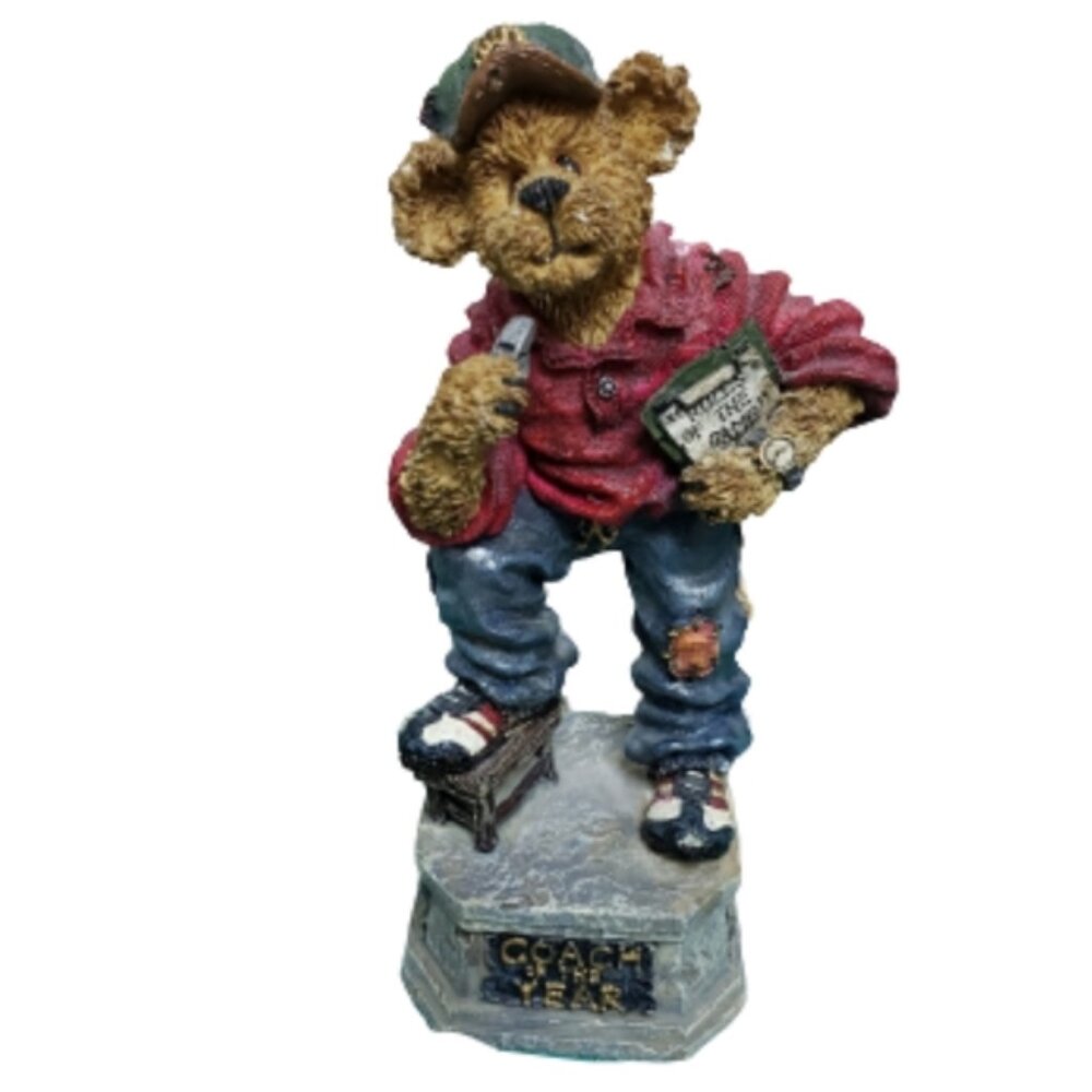 Vintage Boyds bears coach of the year